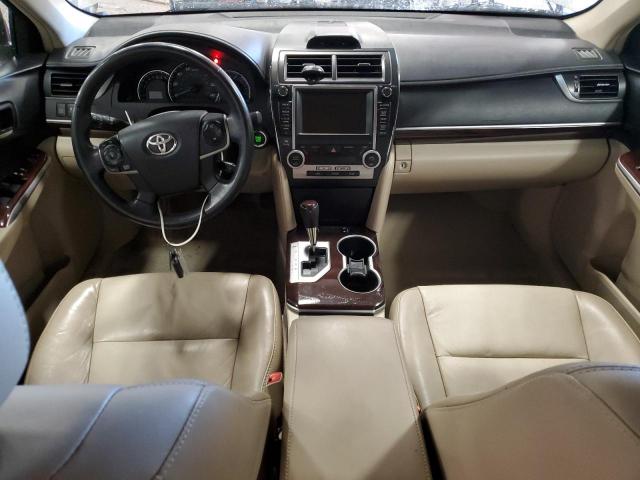 Toyota Camry Se Image 8