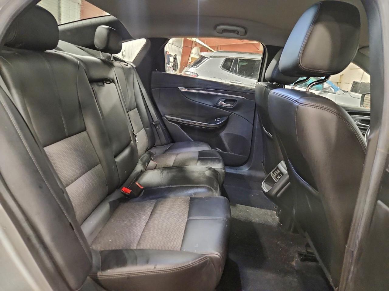 Chevrolet Impala Lt Image 2