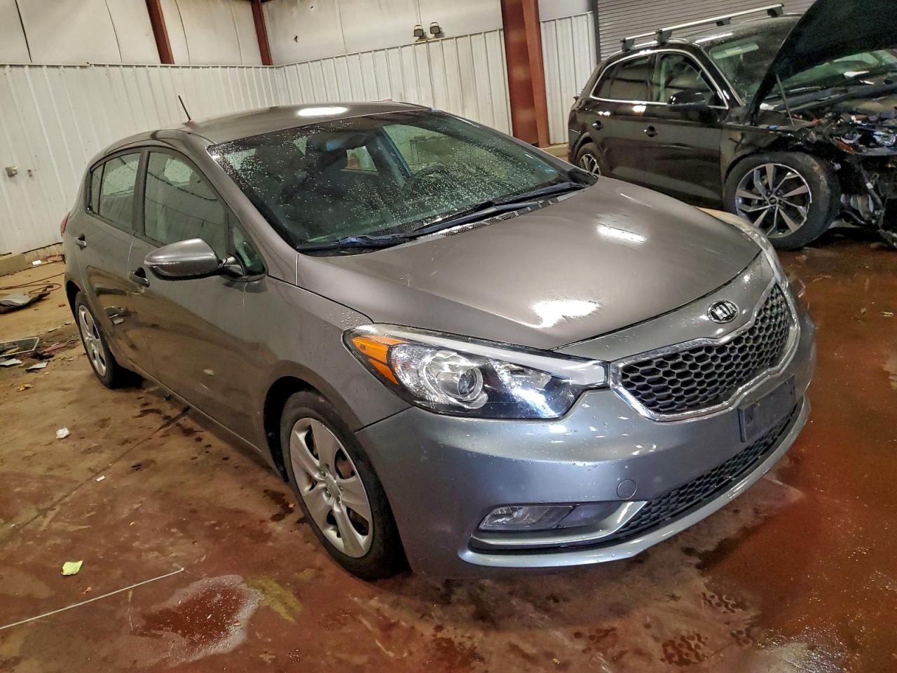 Kia Forte Lx Image 2