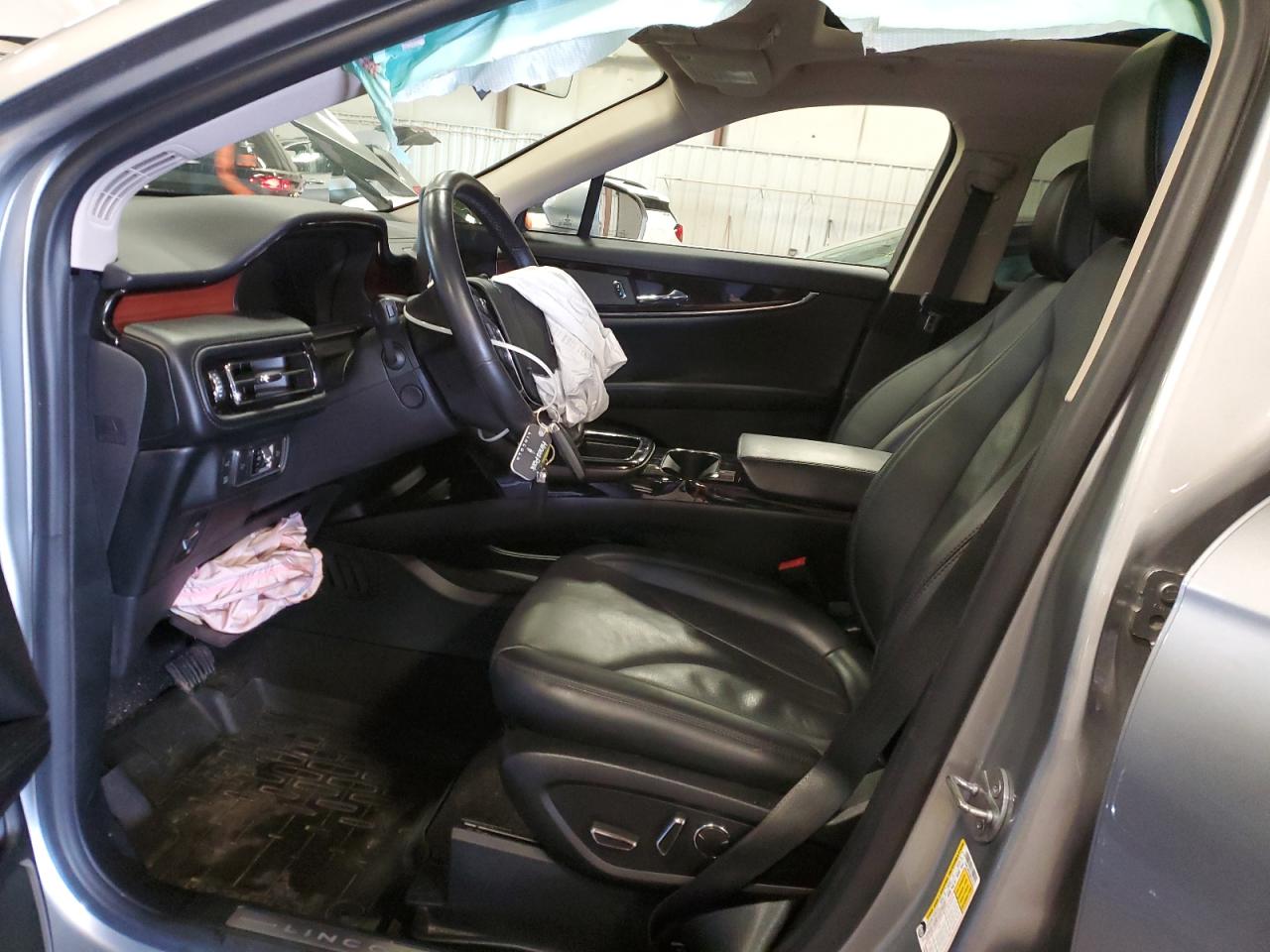 Lincoln Nautilus Reserve Image 8