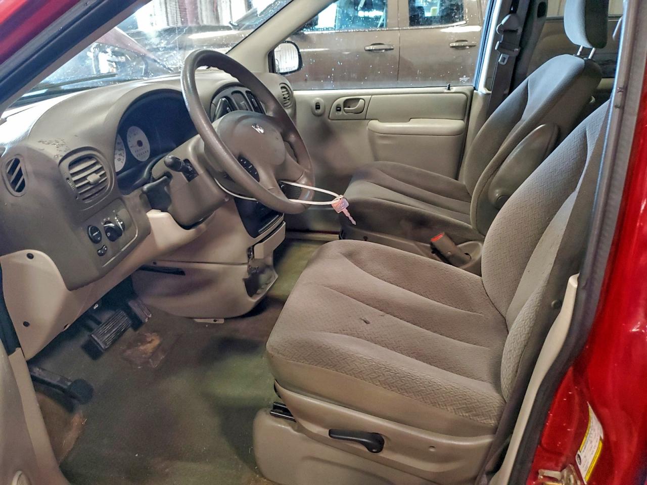 Dodge Caravan Se Image 10