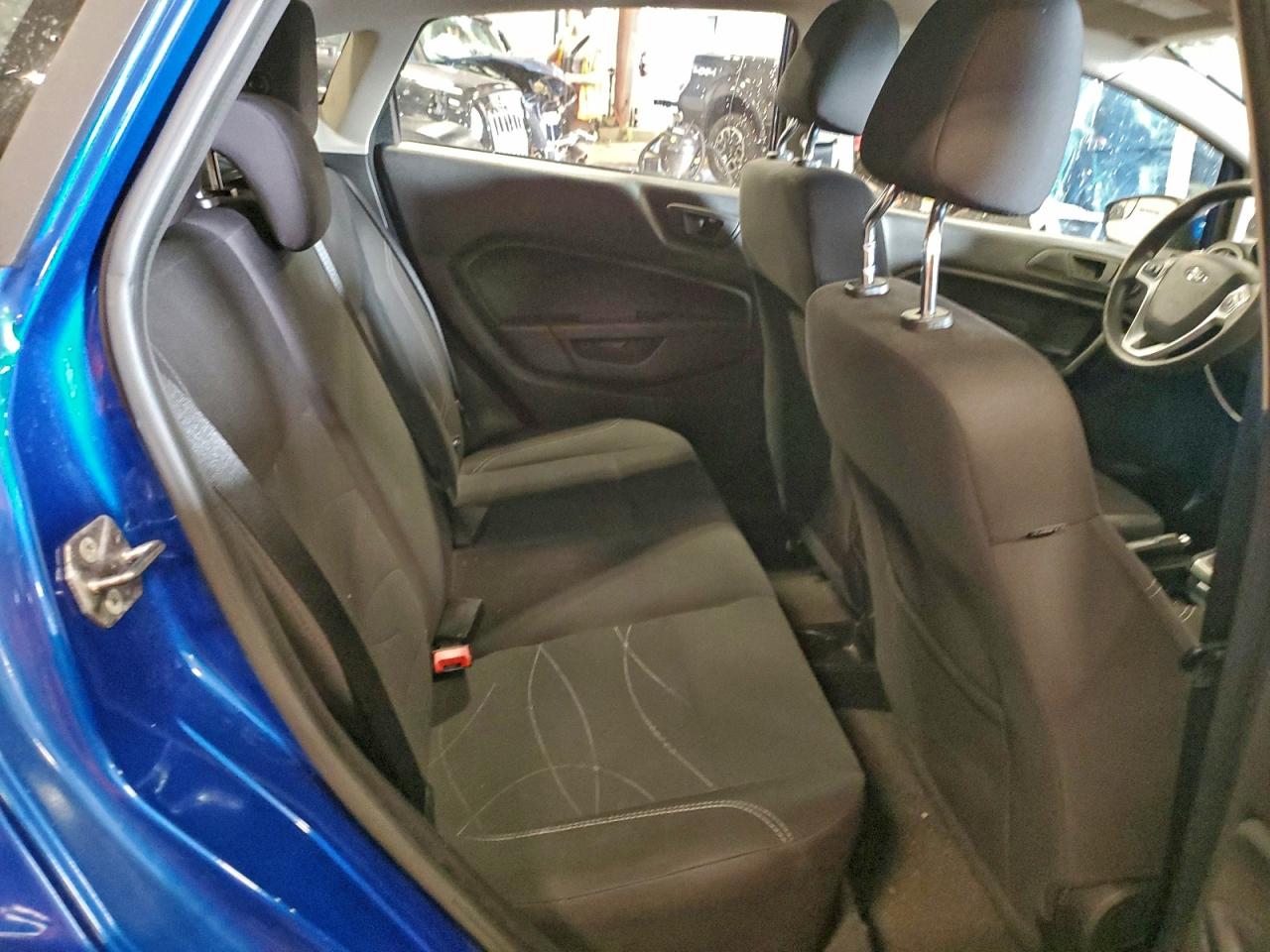 Ford Fiesta Se Image 11