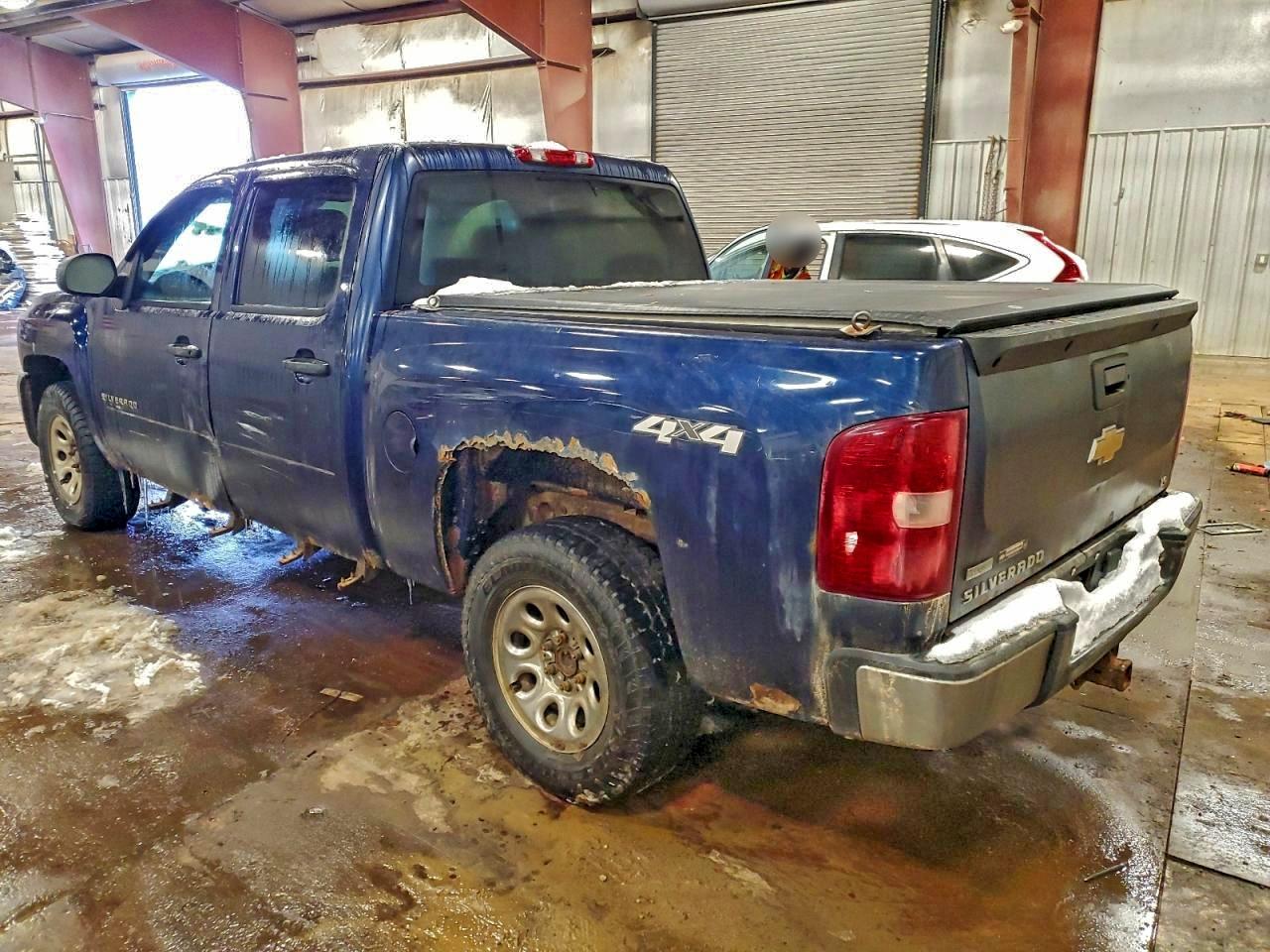 Chevrolet Silverado K1500 Ls Image 4