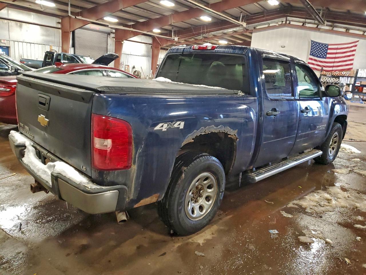 Chevrolet Silverado K1500 Ls Image 3