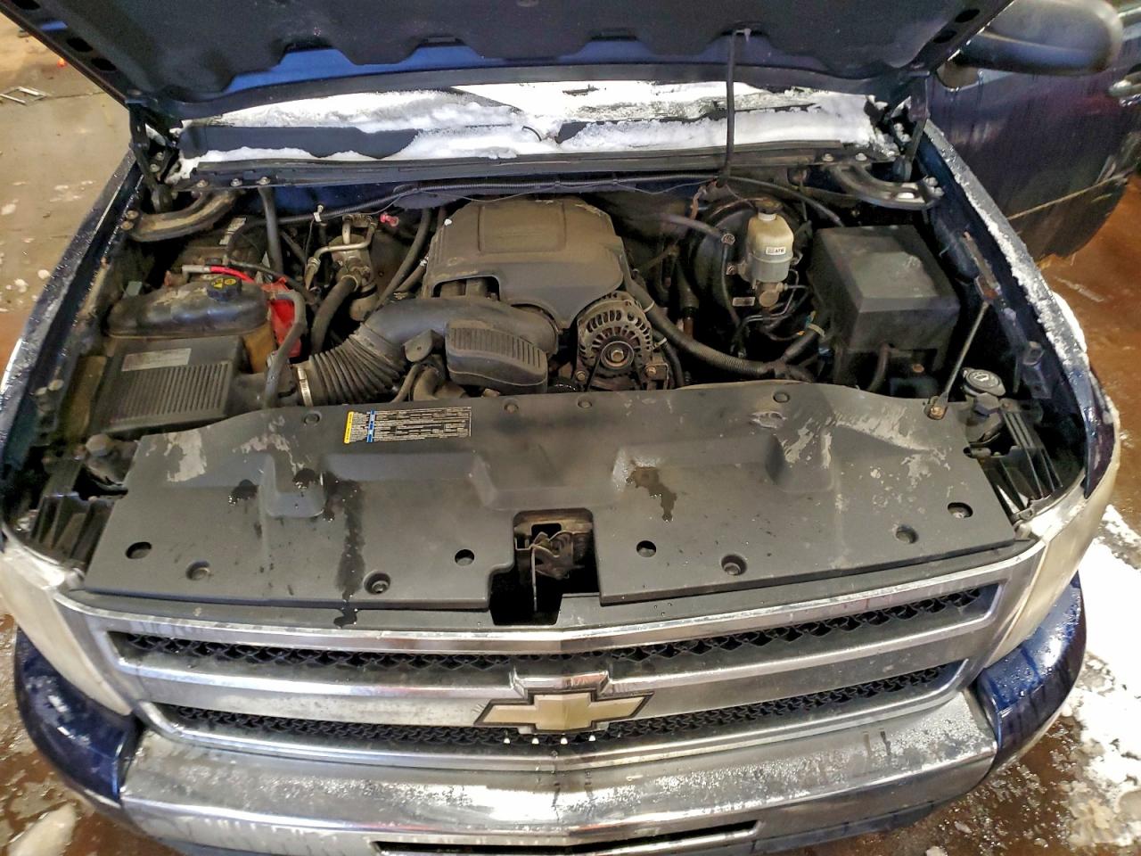 Chevrolet Silverado K1500 Ls Image 8