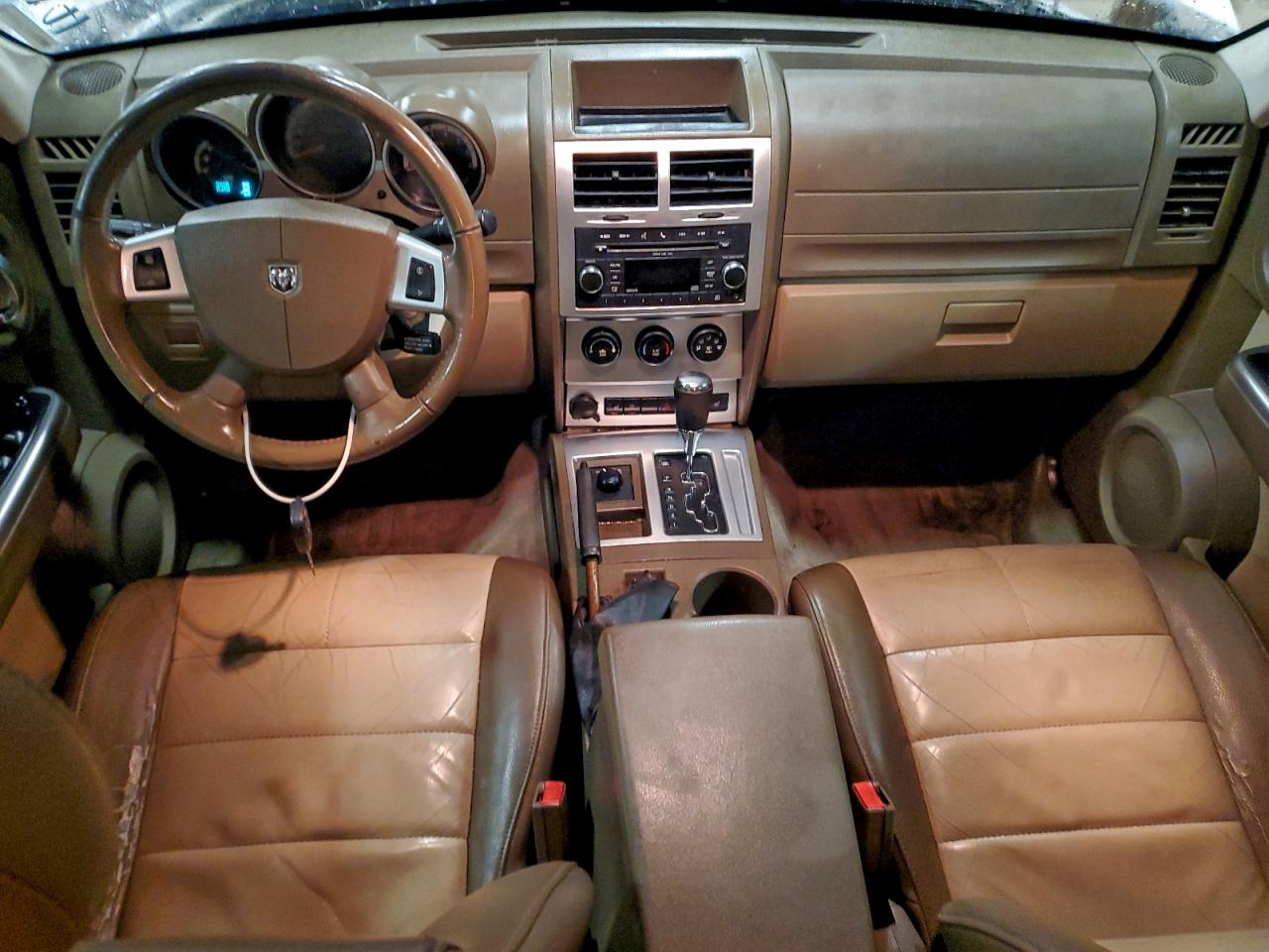 Dodge Nitro Sxt Image 13