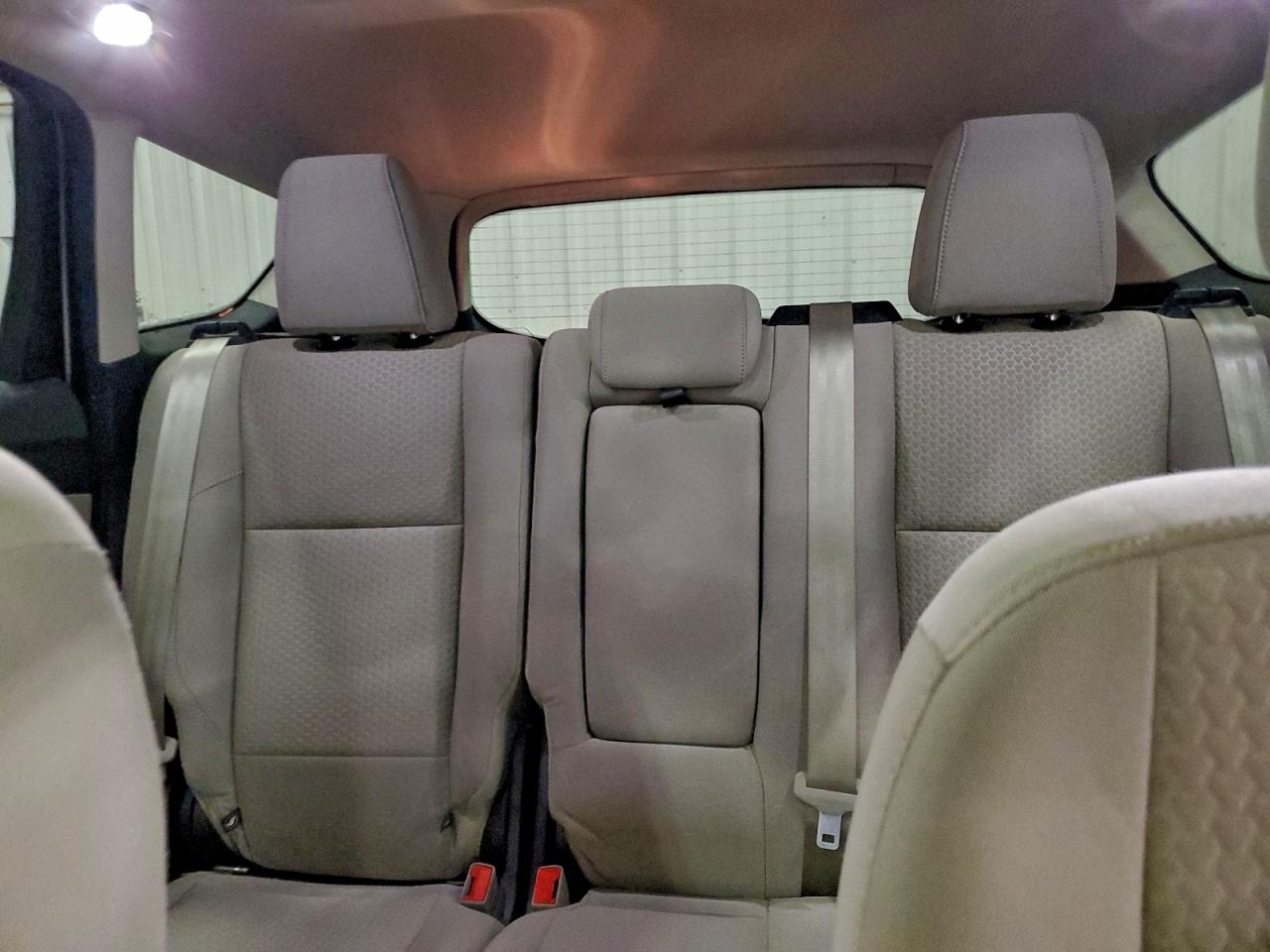 Ford Escape Se Image 8