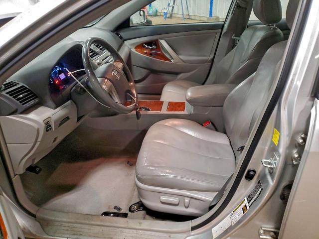 Toyota Camry Base Image 10