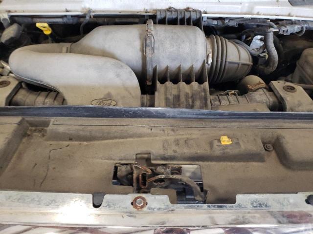 Ford Econoline E250 Van Image 11