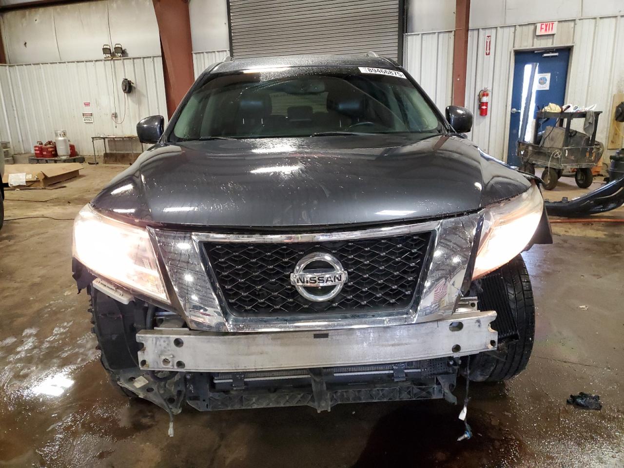 Nissan Pathfinder S Image 9