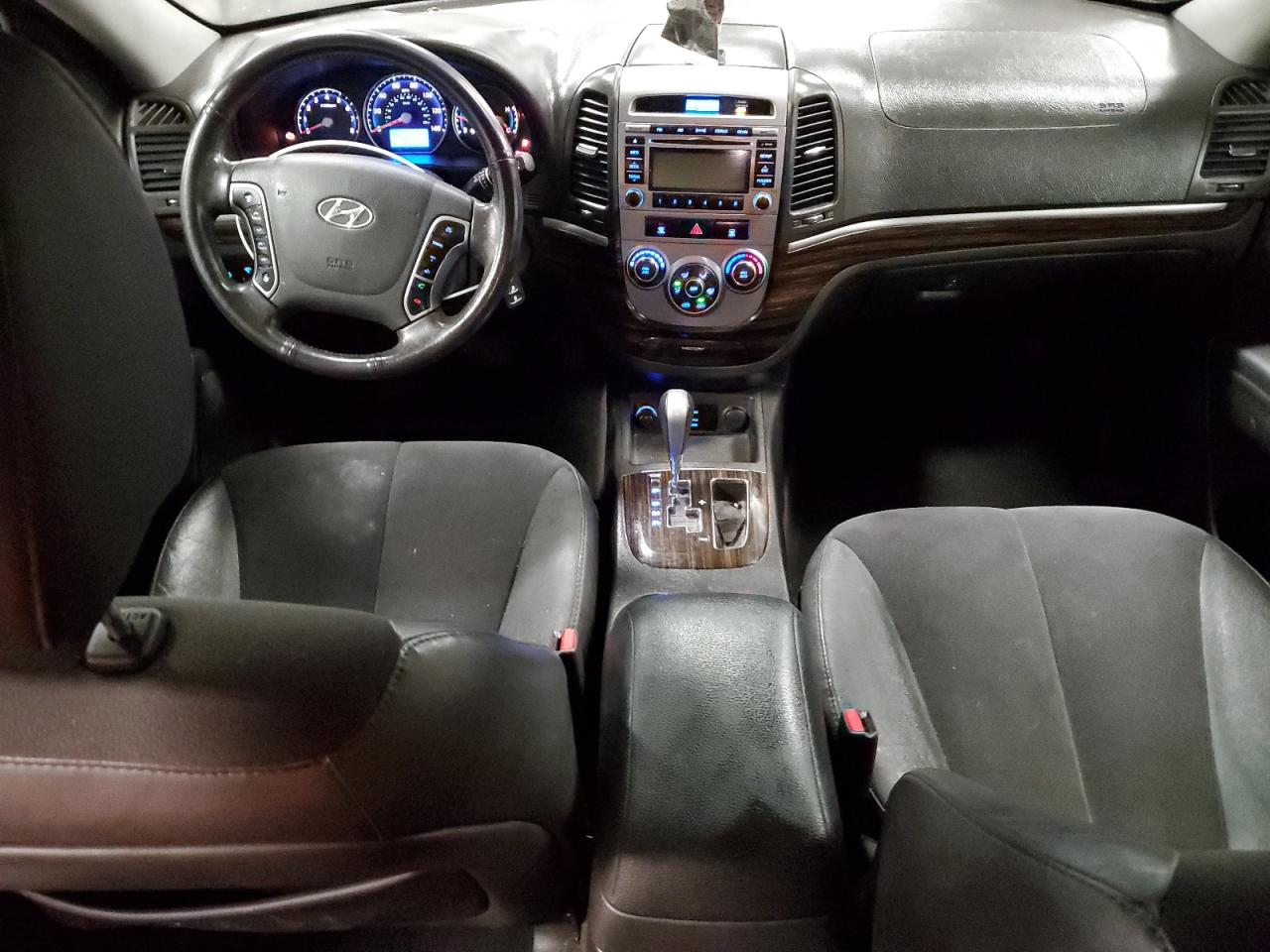 Hyundai SANTA FE Se Image 12