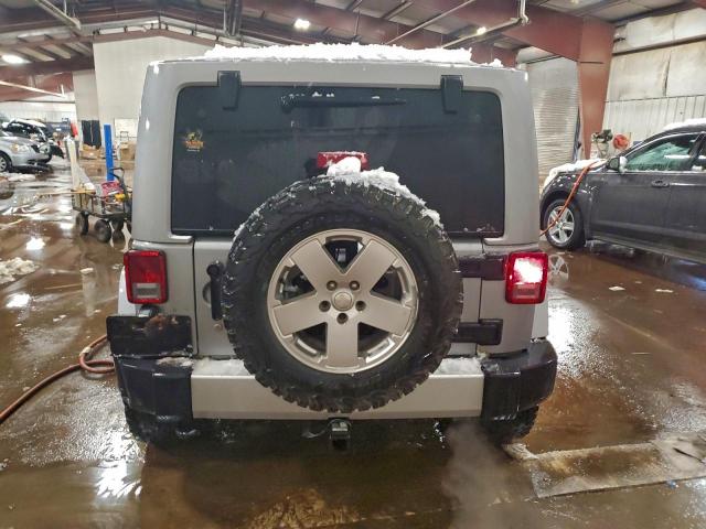 Jeep Wrangler Sahara Image 2