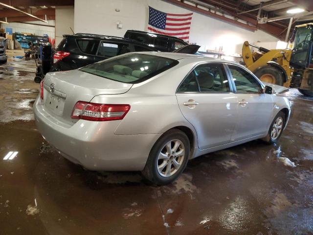 Toyota Camry Base Image 11