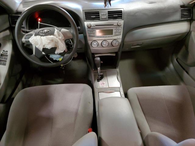 Toyota Camry Base Image 4