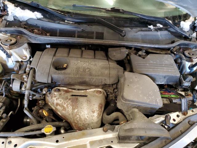 Toyota Camry Base Image 9