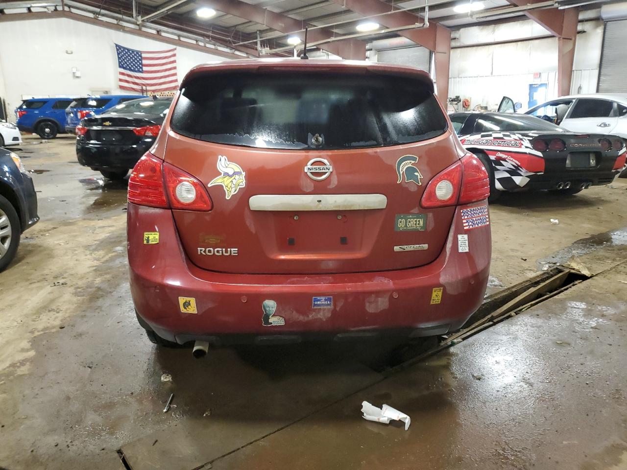 Nissan Rogue S Image 3