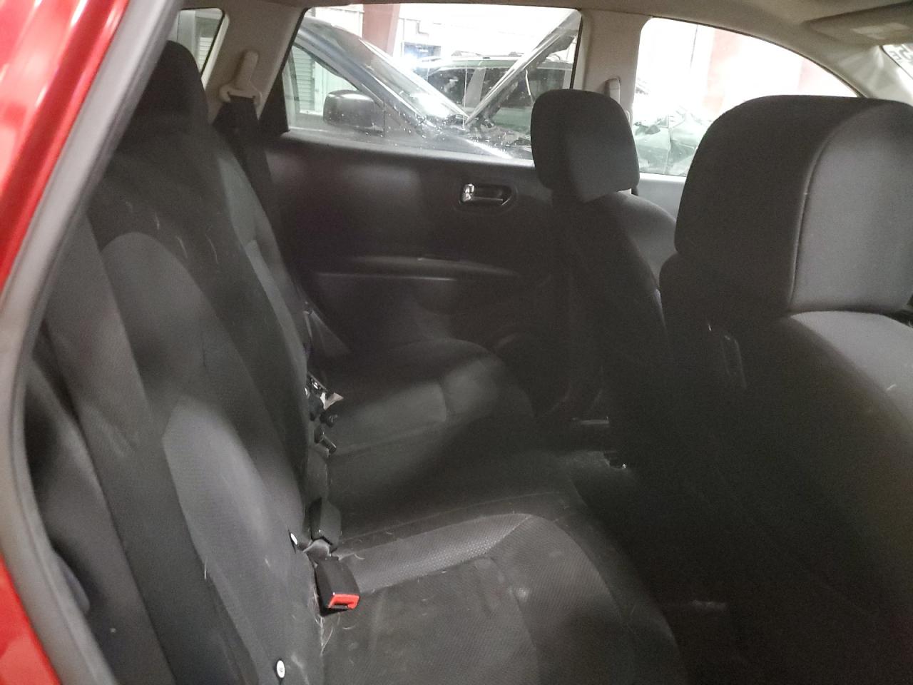 Nissan Rogue S Image 14