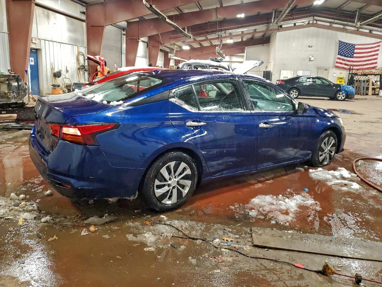 Nissan Altima S Image 4