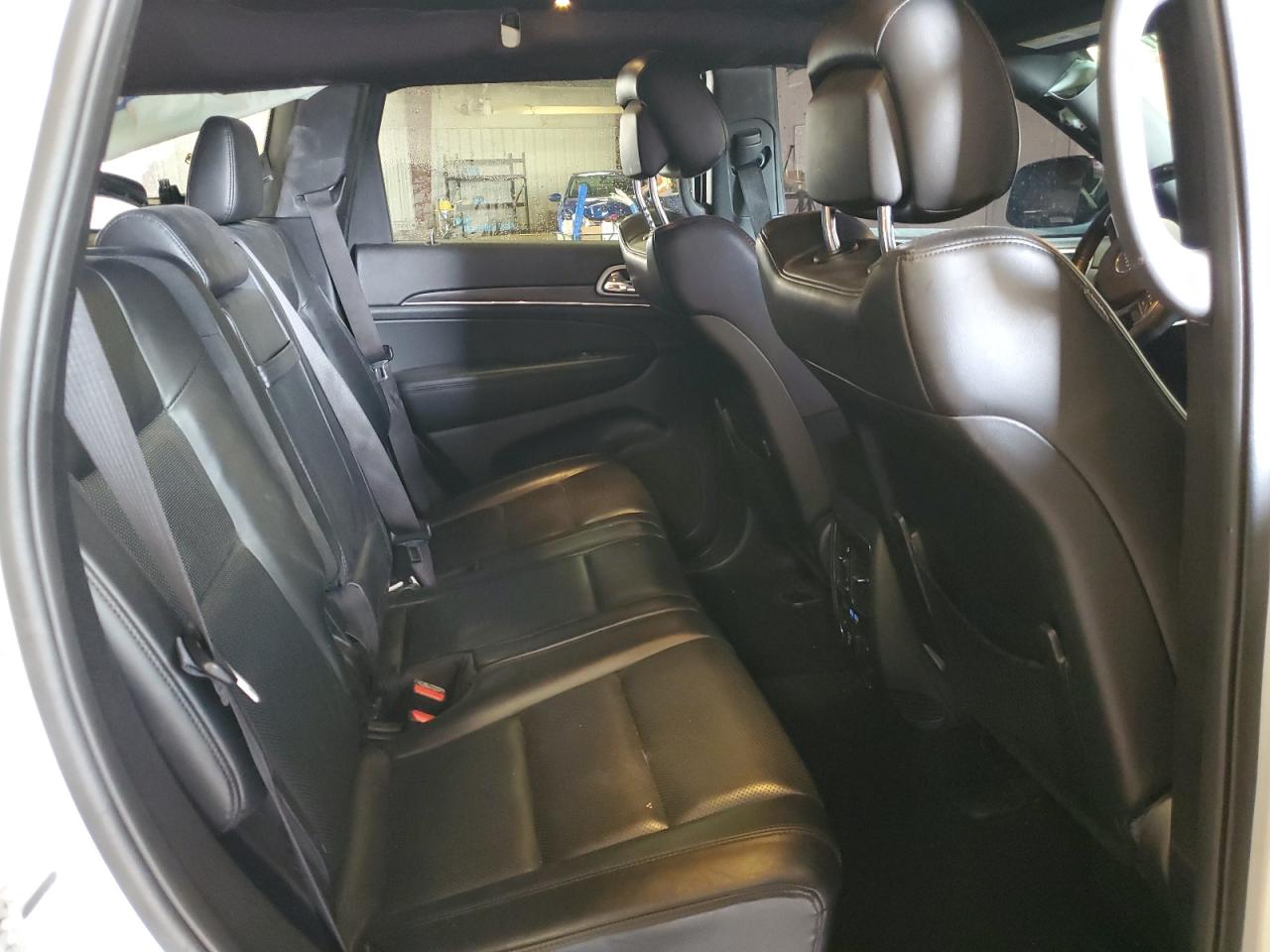 Jeep Grand Cherokee Limited Image 13