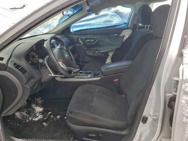 Nissan Altima 2.5 Image 8