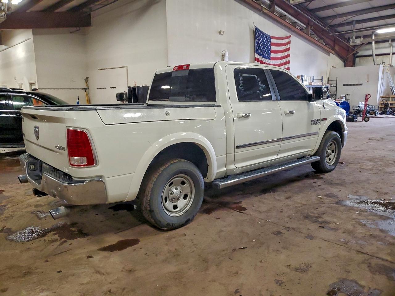 Ram 1500 Laramie Image 3