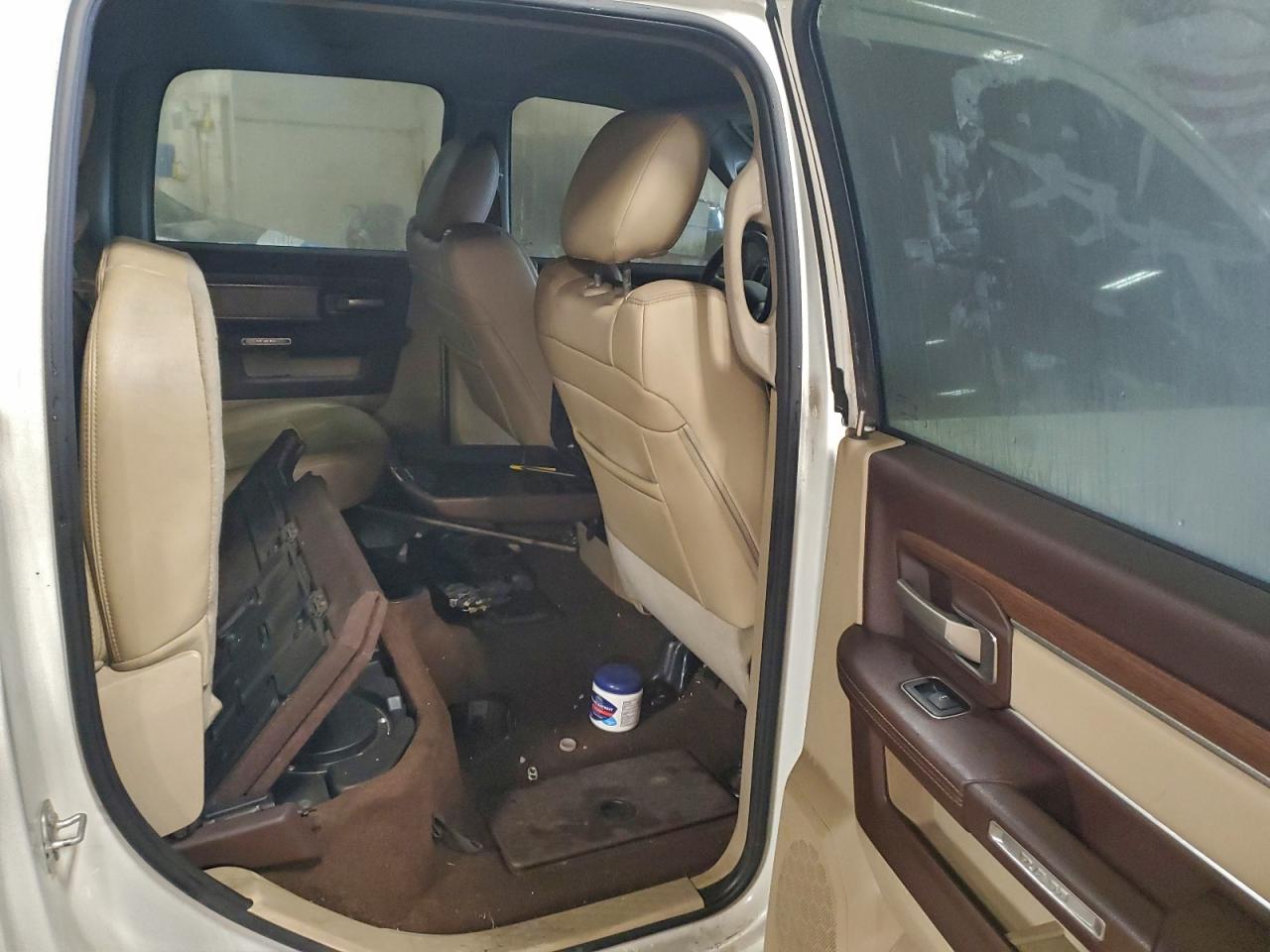 Ram 1500 Laramie Image 6