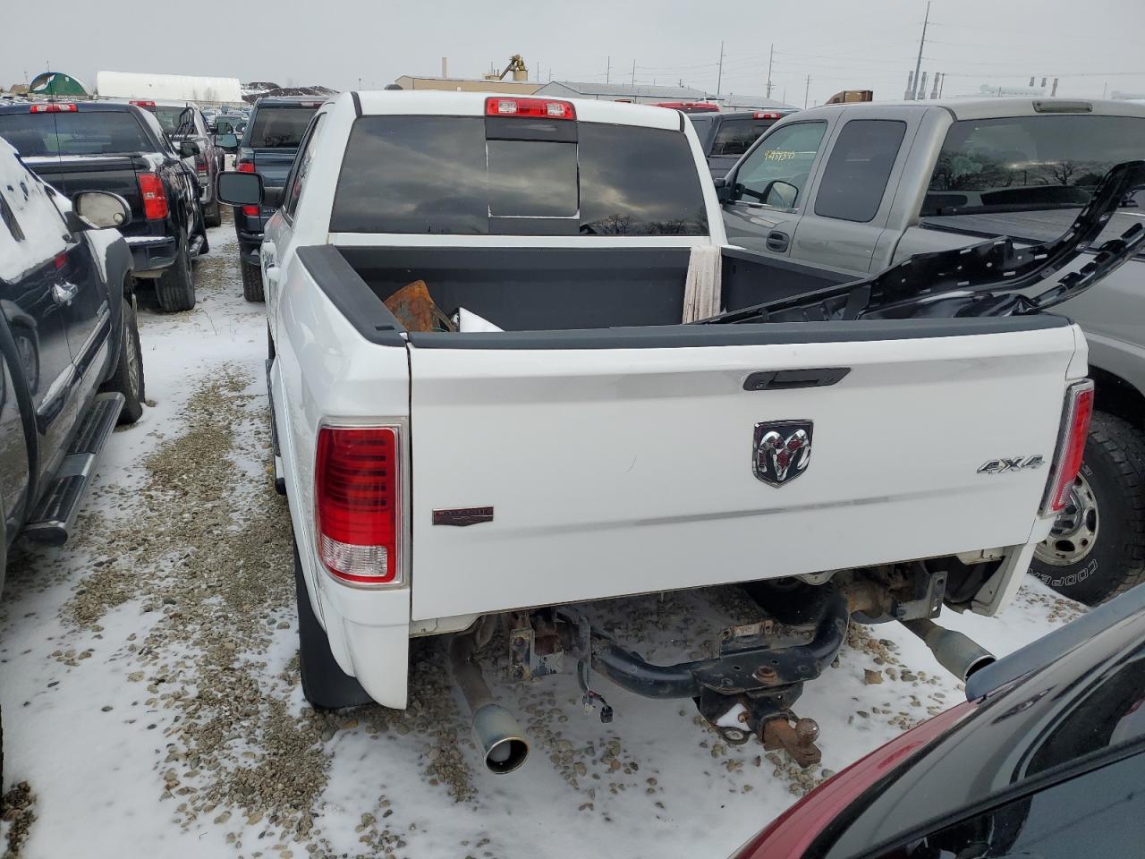 Ram 1500 Laramie Image 4