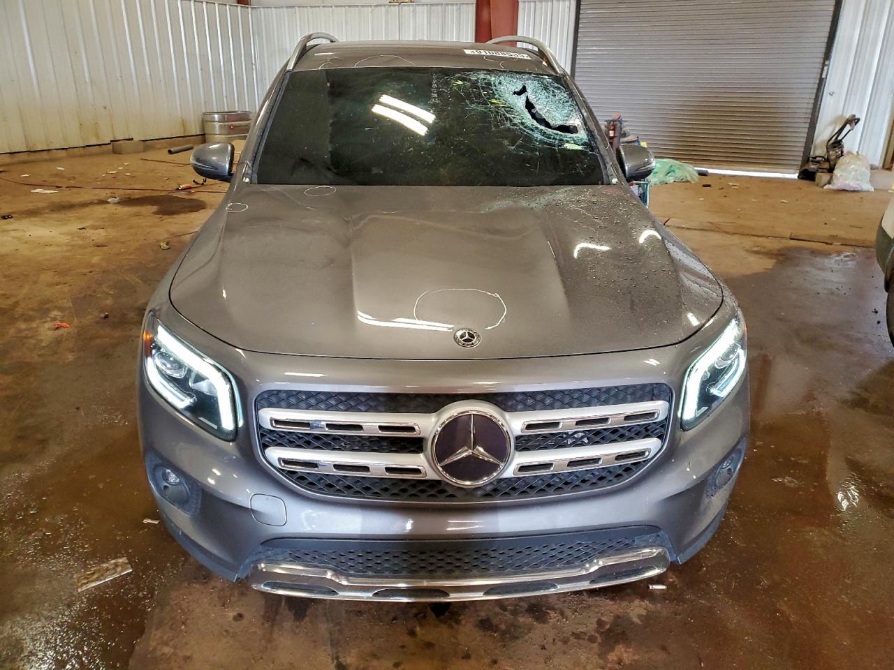 Mercedes-Benz GLB 250 4matic Image 4