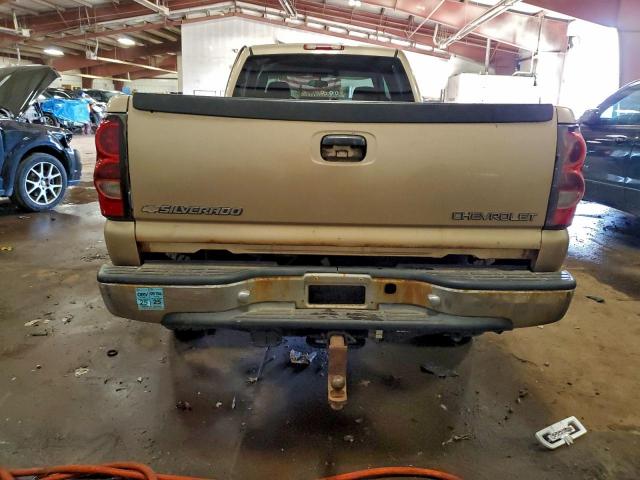 Chevrolet Silverado K3500 Image 12