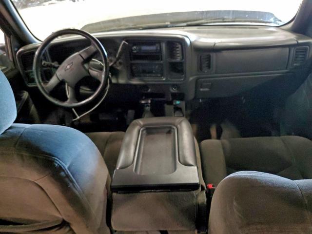 Chevrolet Silverado K3500 Image 6