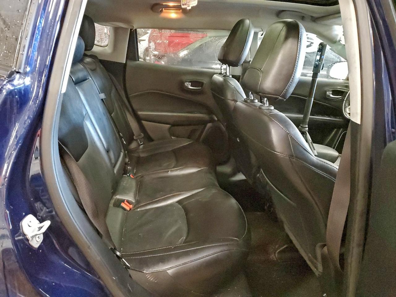 Jeep Compass Limited Image 12