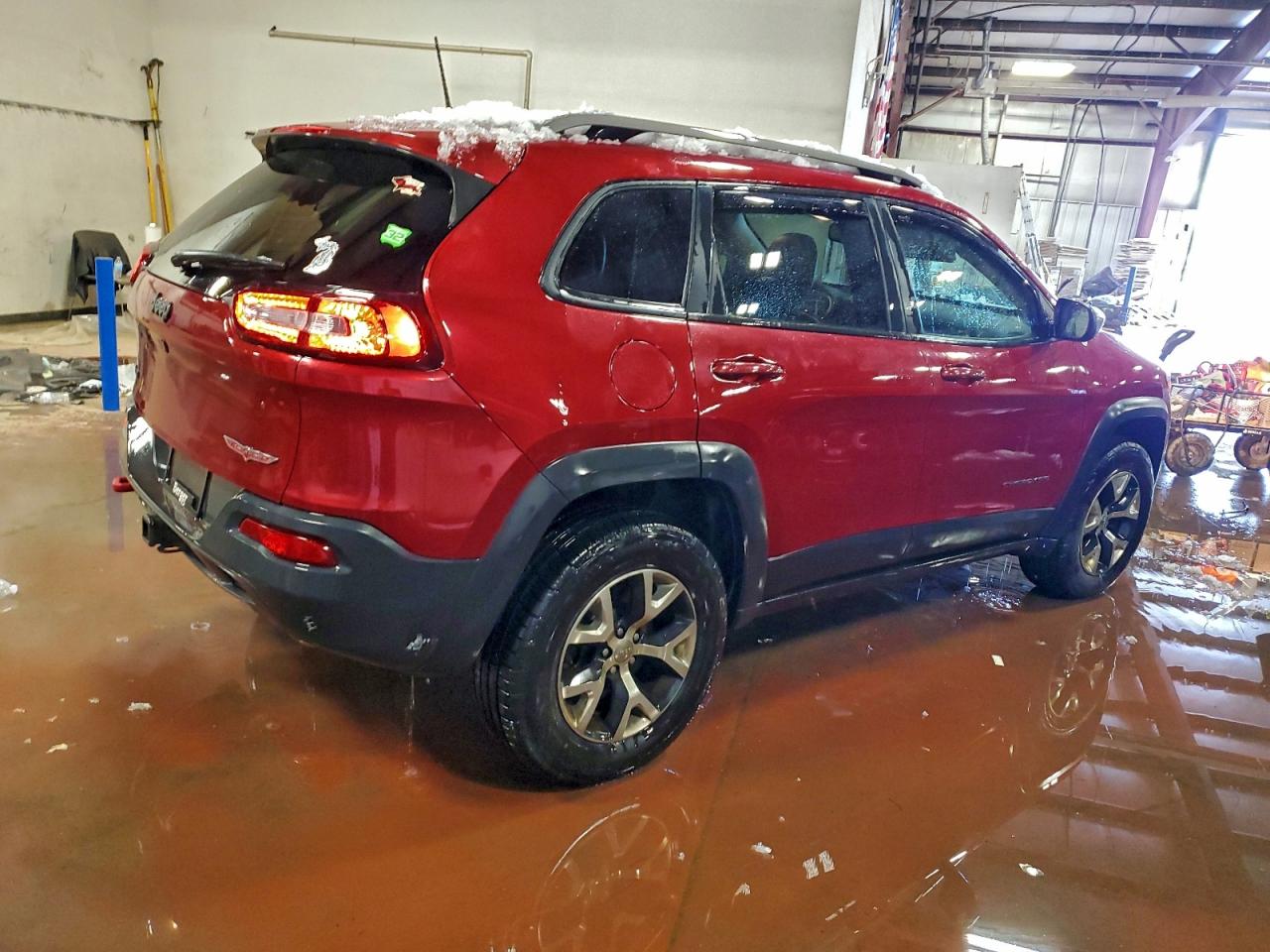 Jeep Cherokee Trailhawk Image 10