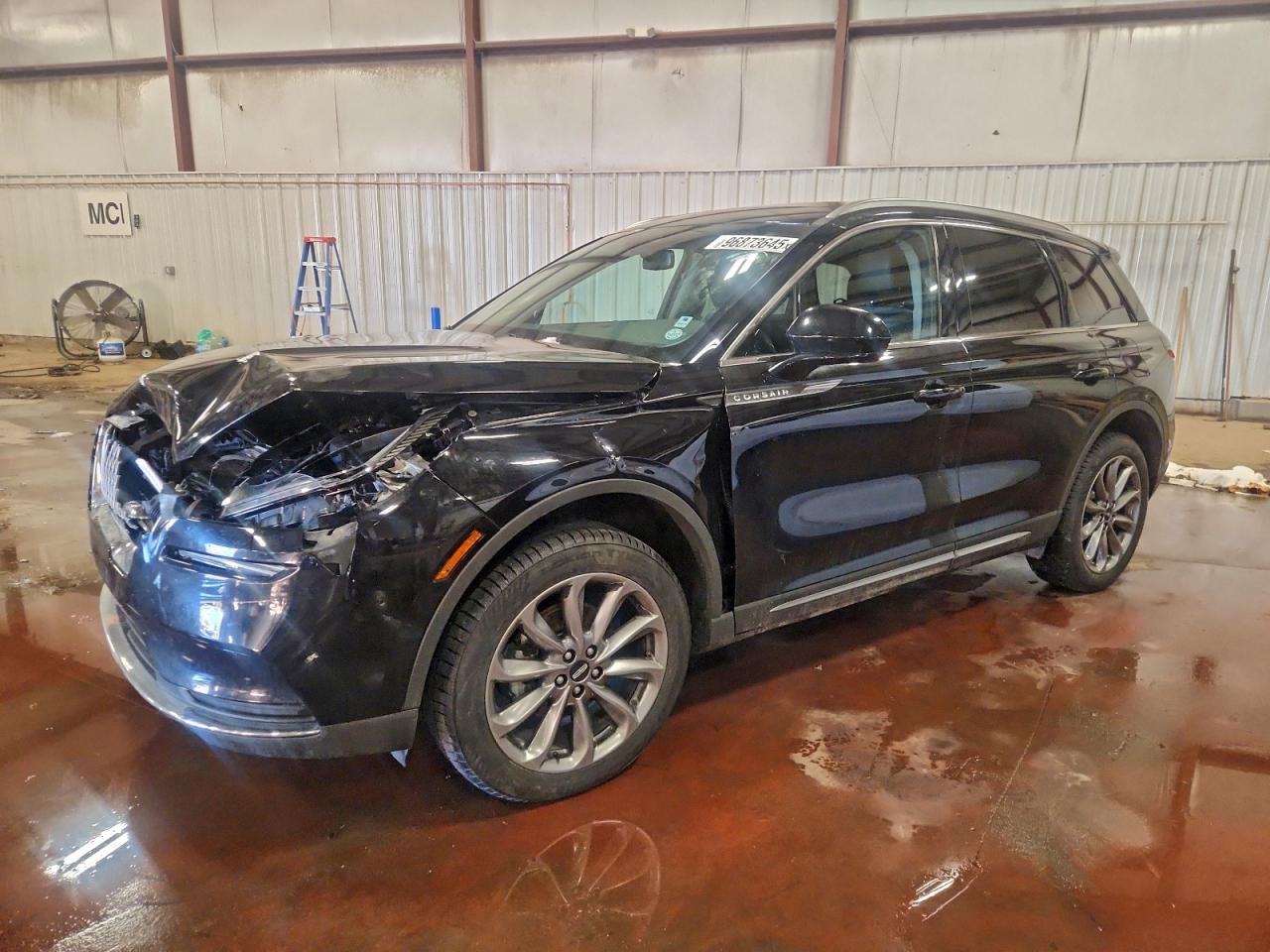 Lincoln Corsair Image 1