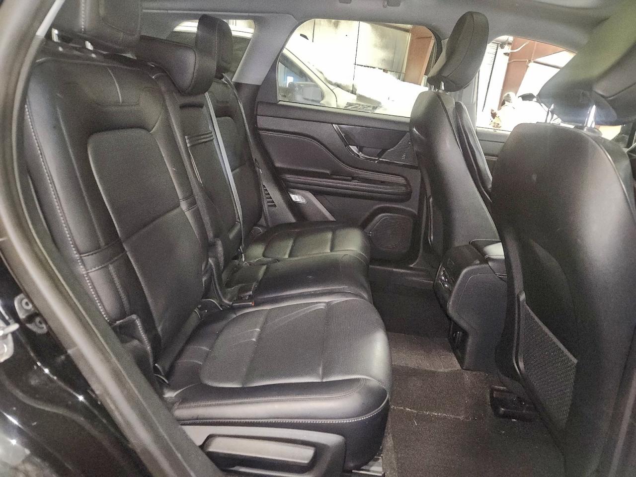 Lincoln Corsair Image 10