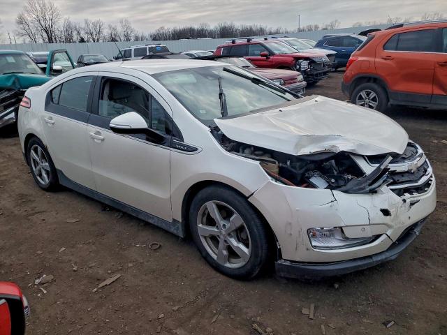 Chevrolet Volt Image 4