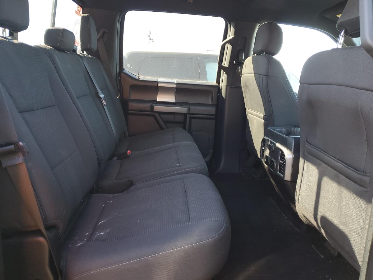 Ford F-150 Supercrew Image 11