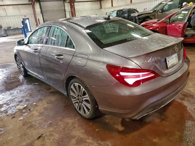 Mercedes-Benz Cla-class 250 4matic Image 9