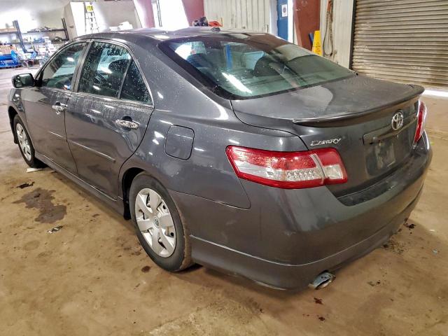 Toyota Camry Se Image 3