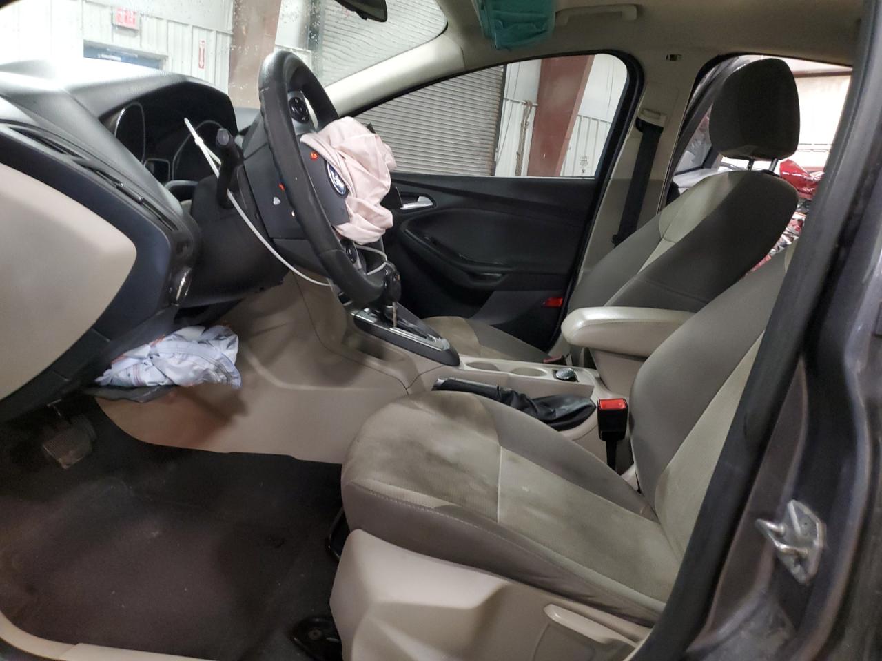 Ford Focus Se Image 9