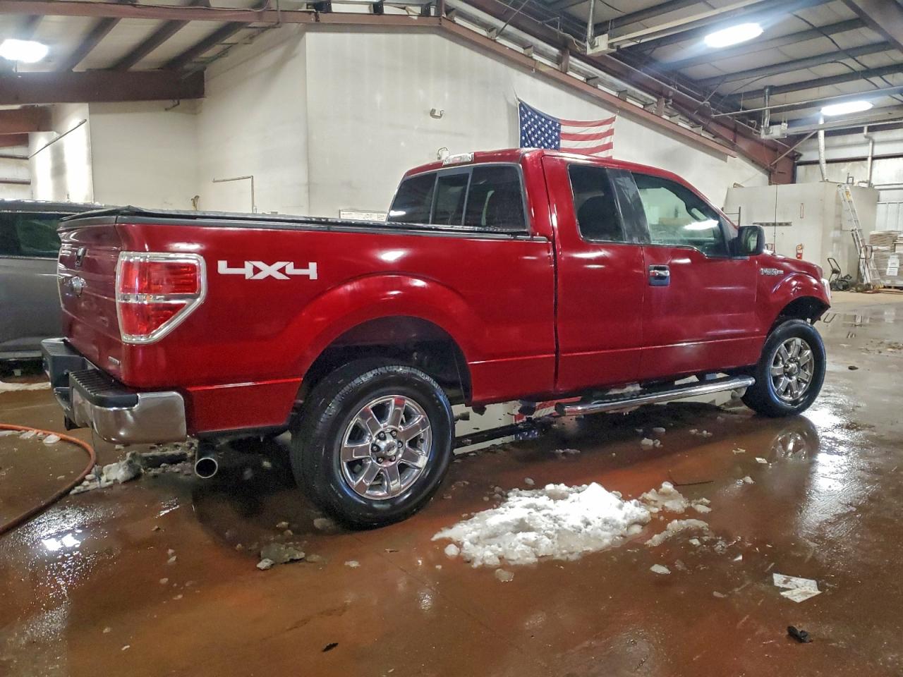 Ford F-150 Super Cab Image 5