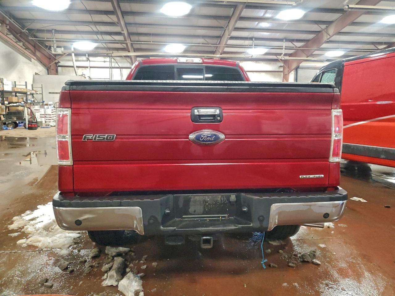 Ford F-150 Super Cab Image 6