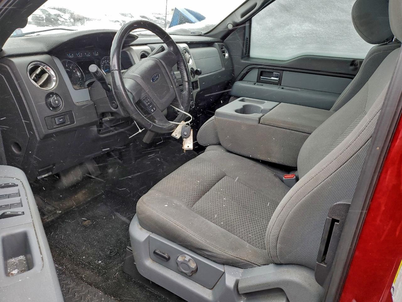 Ford F-150 Super Cab Image 3