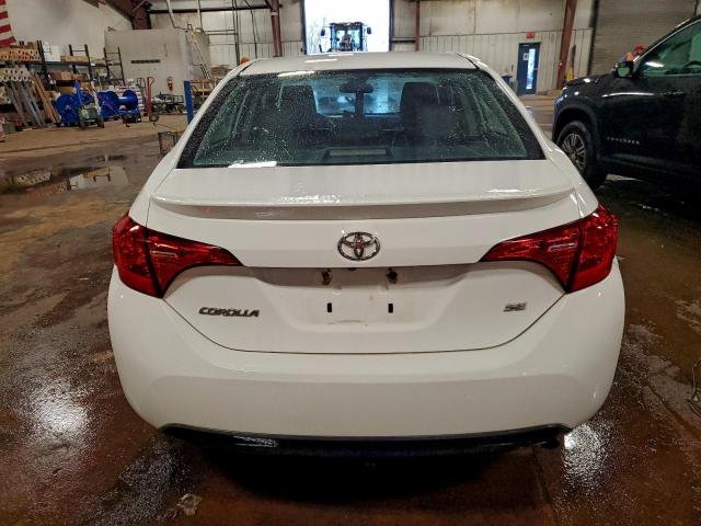 Toyota Corolla L Image 4