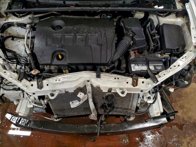 Toyota Corolla L Image 8