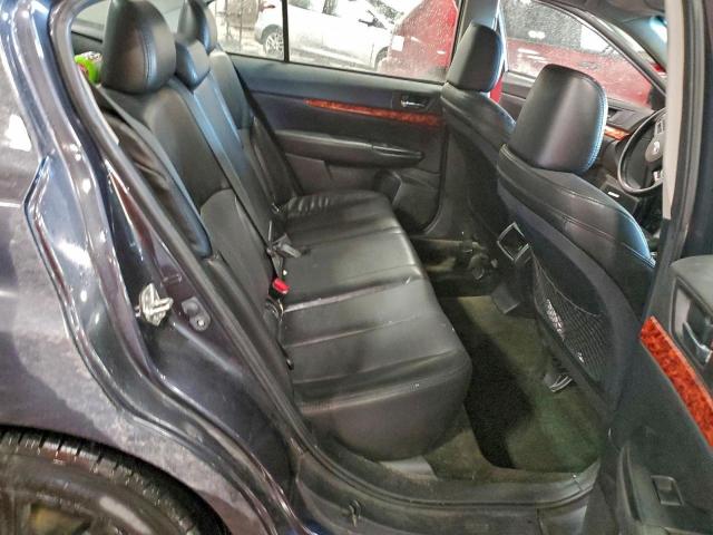 Subaru Legacy 3.6r Limited Image 8