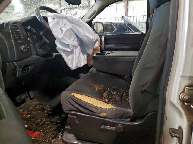 GMC Sierra K2500 Sle Image 6