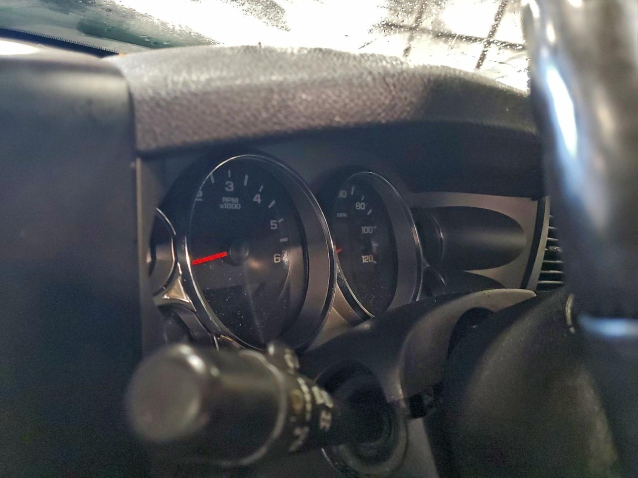 GMC Sierra K2500 Sle Image 12