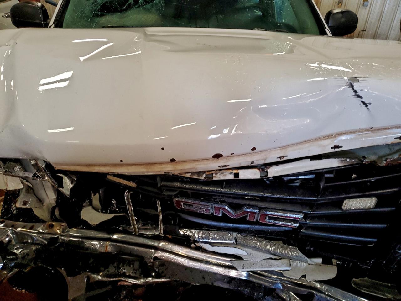 GMC Sierra K2500 Sle Image 13