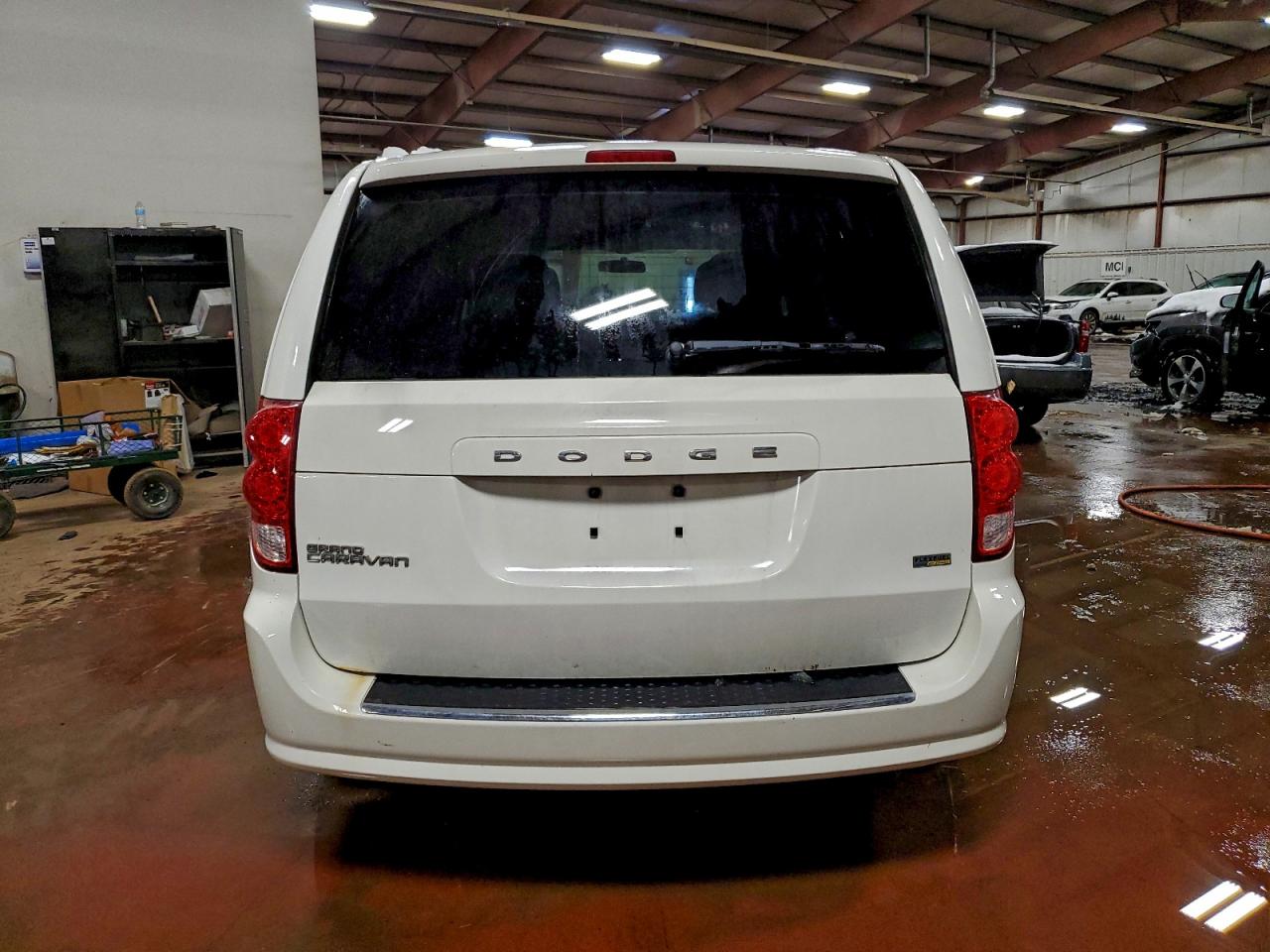 Dodge Caravan Sxt Image 2