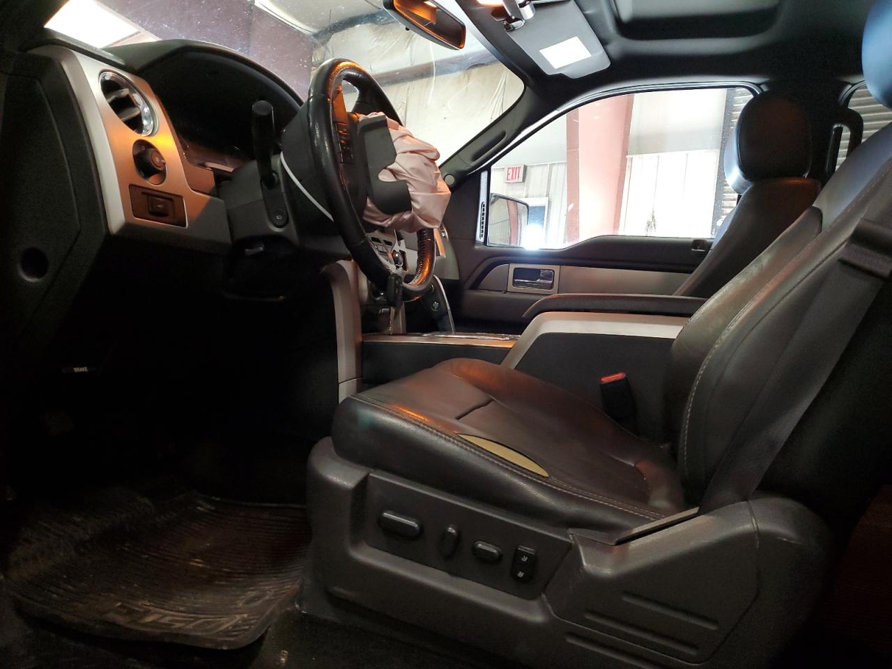 Ford F-150 Supercrew Image 5